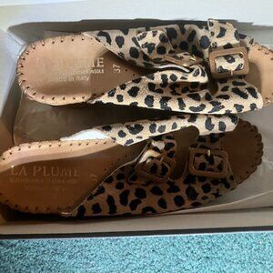 NWT La Plume Italian leather leopard print wedge sandals size 6.5 (37)